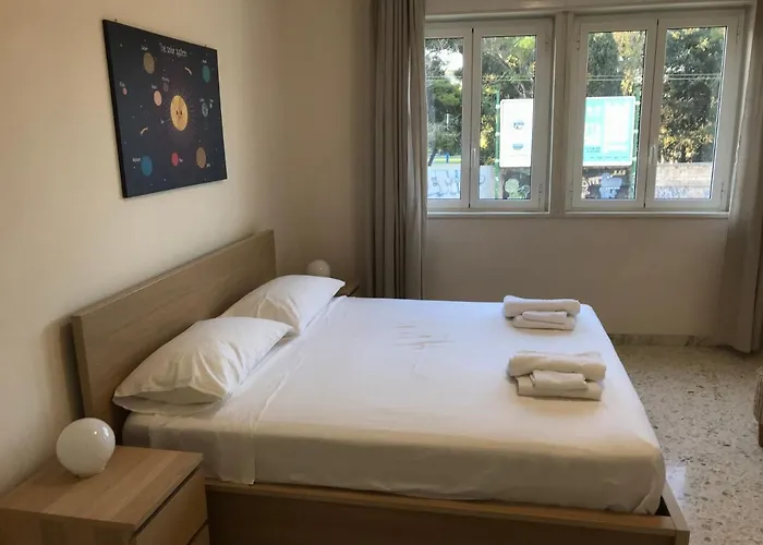 Parco 2 Giugno Frühstückspension Bari